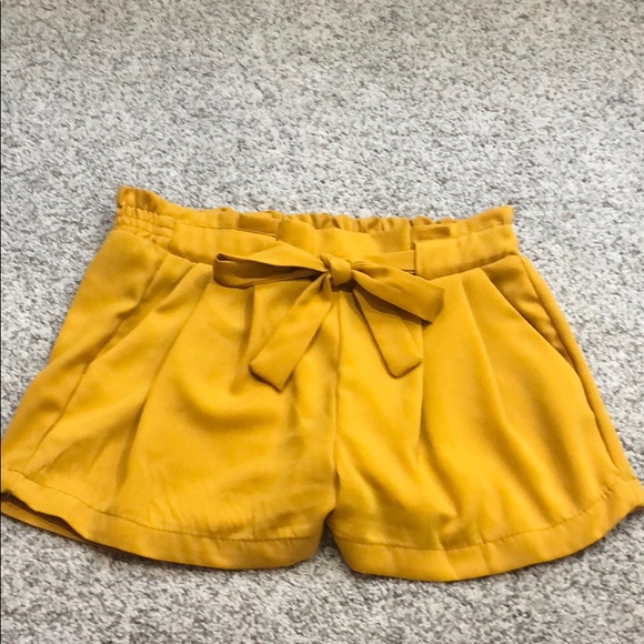 Cute Yellow/Gold Summer Shorts - Picture 1 of 5